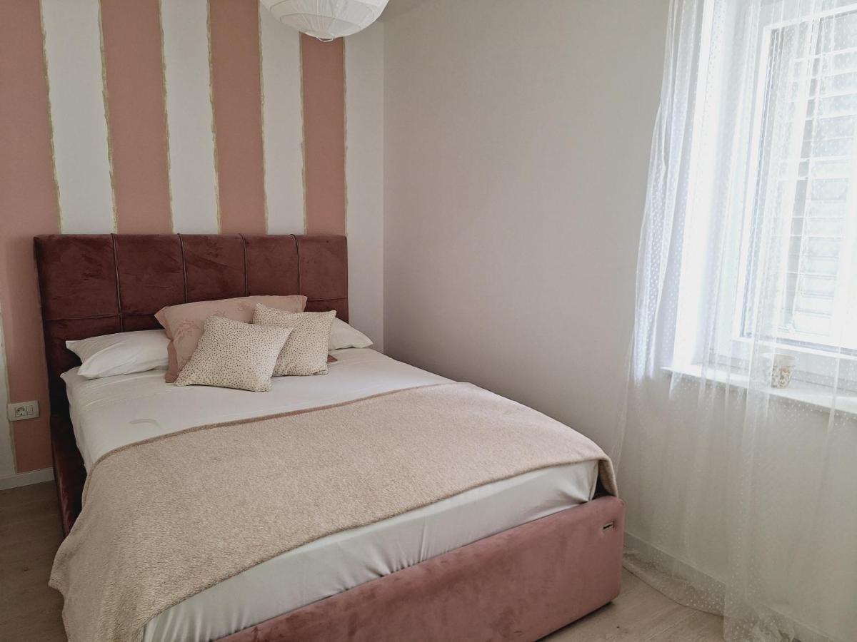 Apartman Maja **** Apartment Sibenik Bagian luar foto