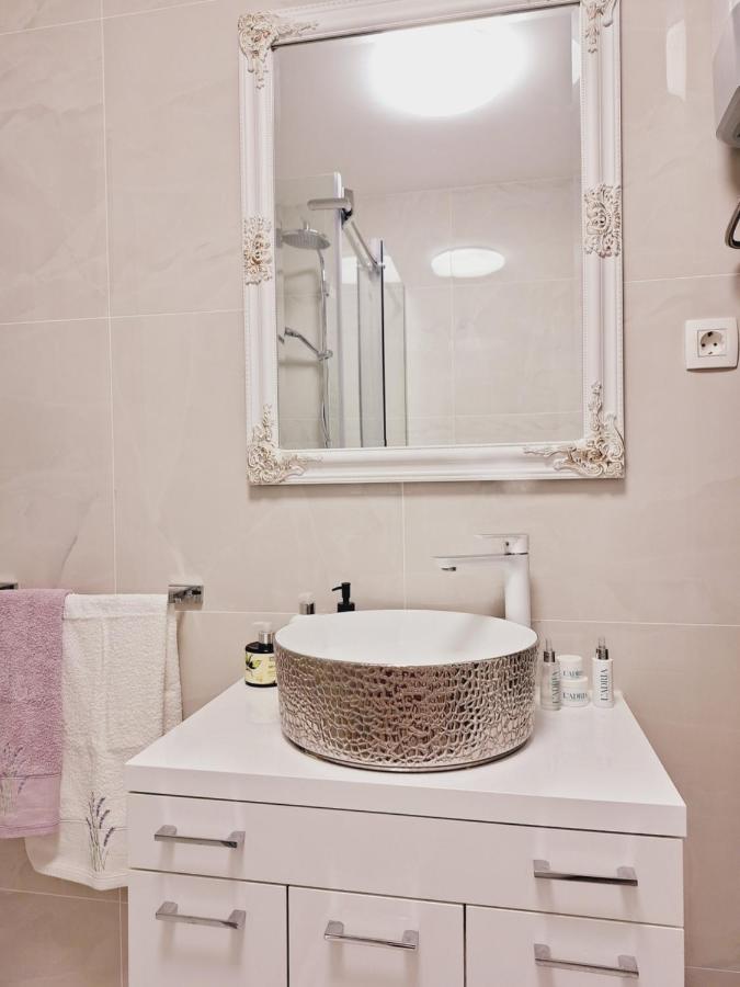 Apartman Maja **** Apartment Sibenik Bagian luar foto